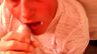 Grindr Hookup: Sucking and Wanking a Big Cock