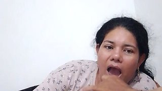 Girlfriend Deep Throat Very Deep