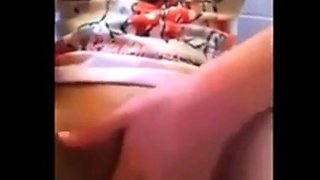 Amateur Asian Girl in Glasses Masturbating