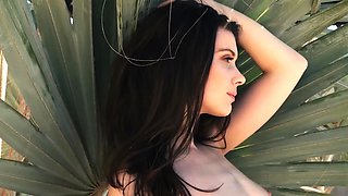 Petite Czech beauty exposes curvy figure