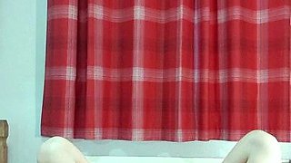 Hot amateur blonde pregnant toying her pussy solo