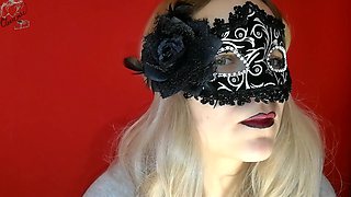 Met her husband with a blowjob in a mask and stockings (close up)