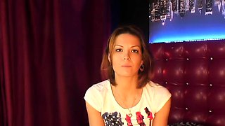 Beautiful Russian amateur babe on webcam chats with fans