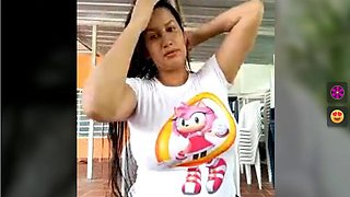 Keilymadam twerk woth cateleya and worn a bikini