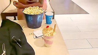 Despues De Ir A Cine Decidimos Follar En El Parque Jeniferplay
