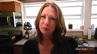 Hot amateur mommy memorable sex clip