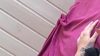 Eu Obedeco Calada Tiro O Leite Sem Usar as Maos Enquanto O Macho Fuma
