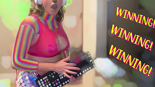 Arguing with Strangers MVLL Crimes featuring Suzy Wylde dancing