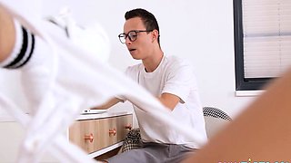 My Cuckold Boyfriend Doesnât Mind (Eva Generosi)