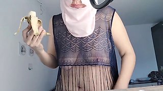 Watching a hairy milf with big tits and a big ass going wild