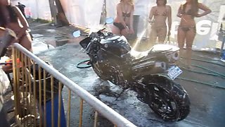 MOTORCYCLE WASH PT1