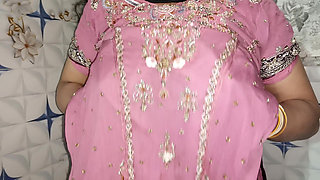 Desi Step Sister in Law Loves Fingering Peeing and Squirting