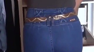 Beautiful Mature Woman Shows off in Jeans, I Lick Her Pussy and Fuck Her Hard, I Cum Inside Her