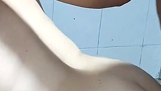 Besar Pasar Mi Lengua a Los Labios Vaginales a Esta MILF Sw
