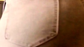 amateur vip ass masturbating on live webcam