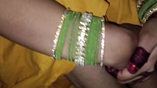 Karwachauth Special: Horny Indian Wife Poonam Gets Hardcore Fucking From Husband