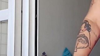 BBW Fumando E Mostrando Os Peitoes