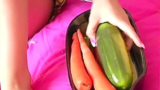 Preciosa anglosajona object insertion large carrots cucumber