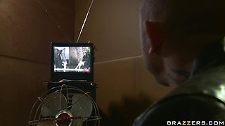 Ep-1: An Inconvenient Truce With Jordan Ash, Johnny Sins, Asa Akira, Jessica Jaymes - Brazzers