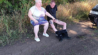 A Neighbor Sucks My Dick in a Public Park on a Bench Until I Cum