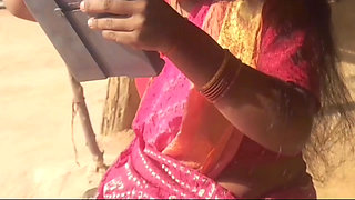 Oh yes Beautiful and cute bhabhi ji first desi village style Mein entry full romantic seen