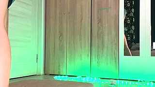 Virgin Pussy Squirting and Anal Fuck