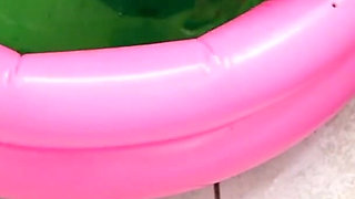 Slime Pool Play & Squirting