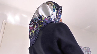 Satin Headscarf Fashion Show and Cumming on a Scarf, JOI, Lady Victoria Valente