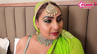 Hema Aunty Hot Fuck with Indian Desi Boy (hindi Audio)