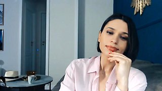 Pussy close up by hot teen Yasmin