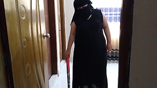 Hijab Hookup Air B Nb Home Rent & Gets Free Big Teen Muslim Maid in Saudi Arabia