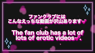 [Don't open the door...] Pounding. Karaoke masturbation. - She is a very innocent female college student who puts her fingers in and out of her hard.
