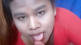 homemade amateur Asian girl blowjob
