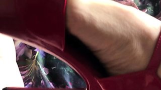 Linsey Dawn solo foot fetish