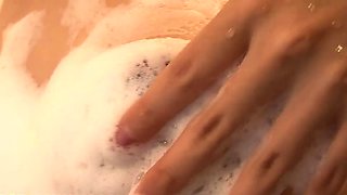 Squirting, sloppy Japanese Yui Misaki peels off and pounds