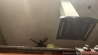 LongToeSally aka longtoesally_stormy - 07-28-2023 OnlyFans Video - Morning WOOD