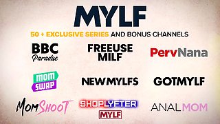Mylf - huge titted blond nurse Vanessa Cage gives patient sultry cock massage and rides him hard