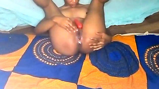 Teen Masturbating Machine