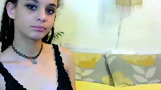 AMATEUR BRUNETTE TEEN NATURAL TIT CAUGHT MASTURBATINg CHEAT