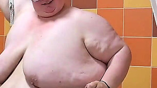 SSBBW Gets Into Tight Swim Wear