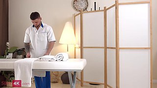 Flexible redhead babe enjoys double-penetration after massage - Double-penetration (double fuck)