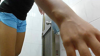 Girls Pissing in Bathrooms (caught)