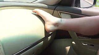 18yo Squirting in My Car and Pissing on My Face Part I