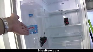 Shesnew - nerdy spanish girlfriend (Julia De Lucia) gets filled with sperm