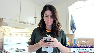 BustyCiara Sex chatroom at CharmCams
