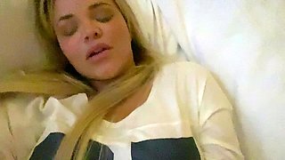 Blonde tight pussy babe solo toy fun in glamour masturbation