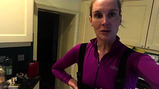 Amazing blonde german webcam milf high heel masturbation