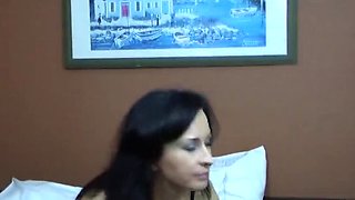 Wanilianna Amateur MILF Changes From Pantyhose To Nylon Stockings & Starts Again In HD