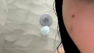 Webcam fun mature brunette with toys cum on cam