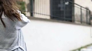Abbi Roads: Daringly Flashing in Public